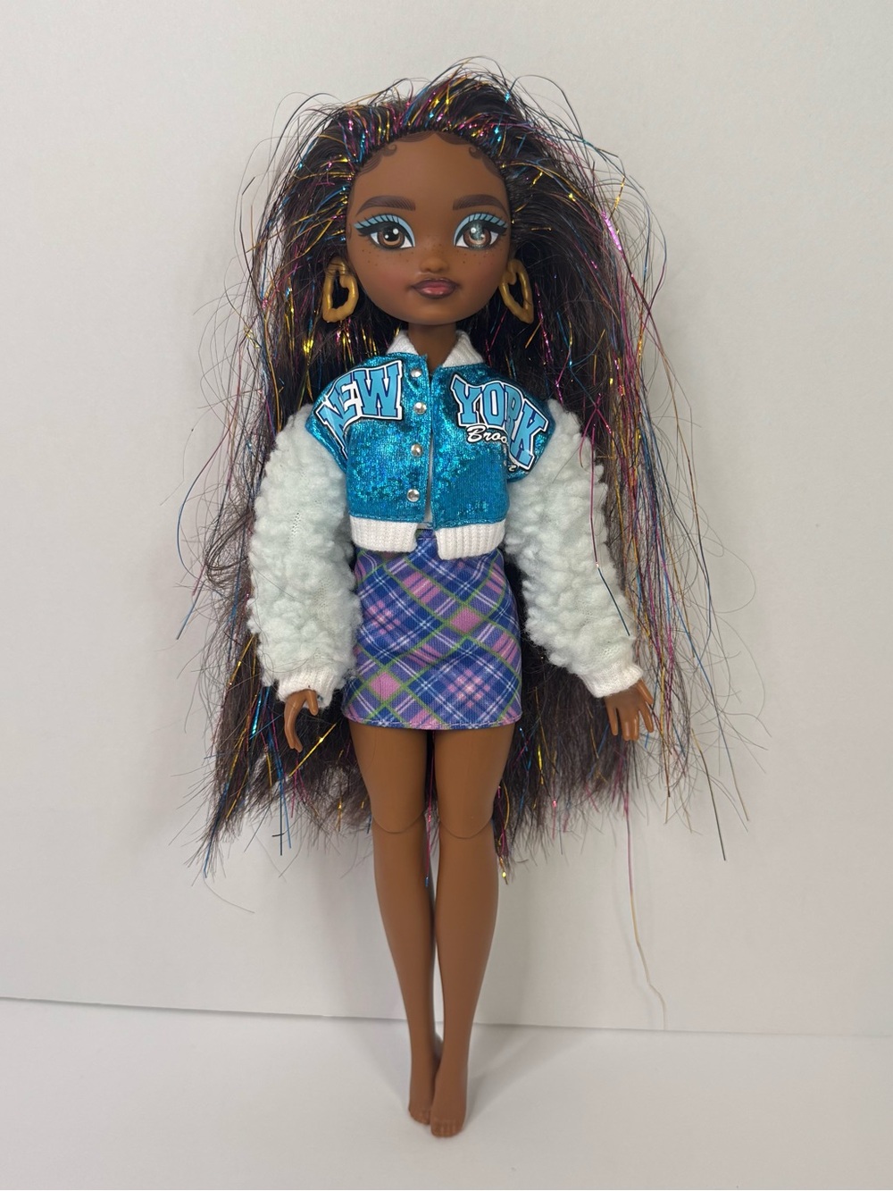 Barbie Dream Besties Brooklyn Articulated Posable Doll